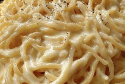 Thumbnail for Classic Homestead Creamy Alfredo Pasta: The Rich, Silky Fettuccine Everyone Craves