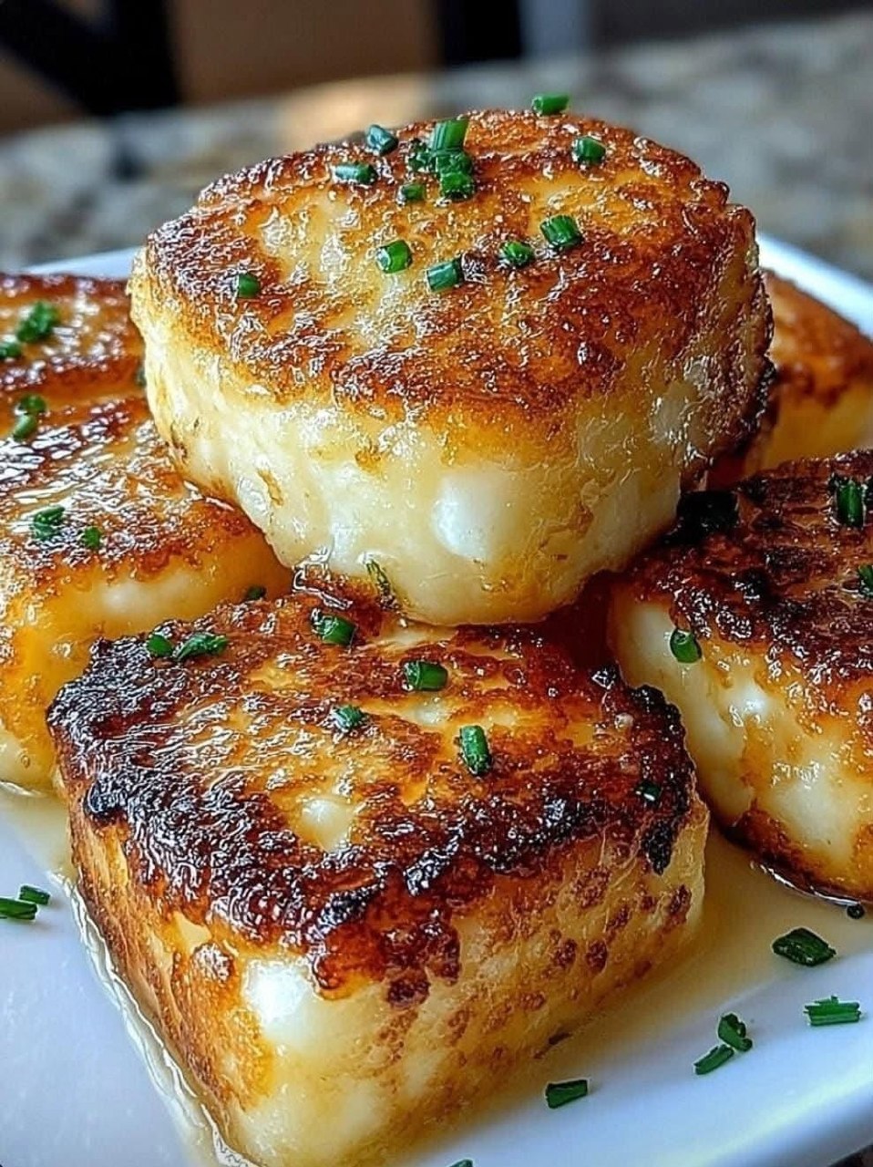 3-Ingredient Pan-Fried Halloumi: A Quick and Delicious Treat