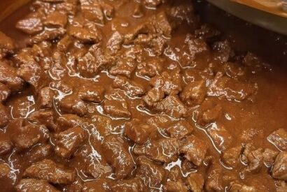 Thumbnail for Hearty Carne Guisada with Flour Tortillas: A Comforting Dinner